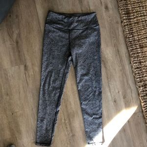 Victoria secret workout leggings size M